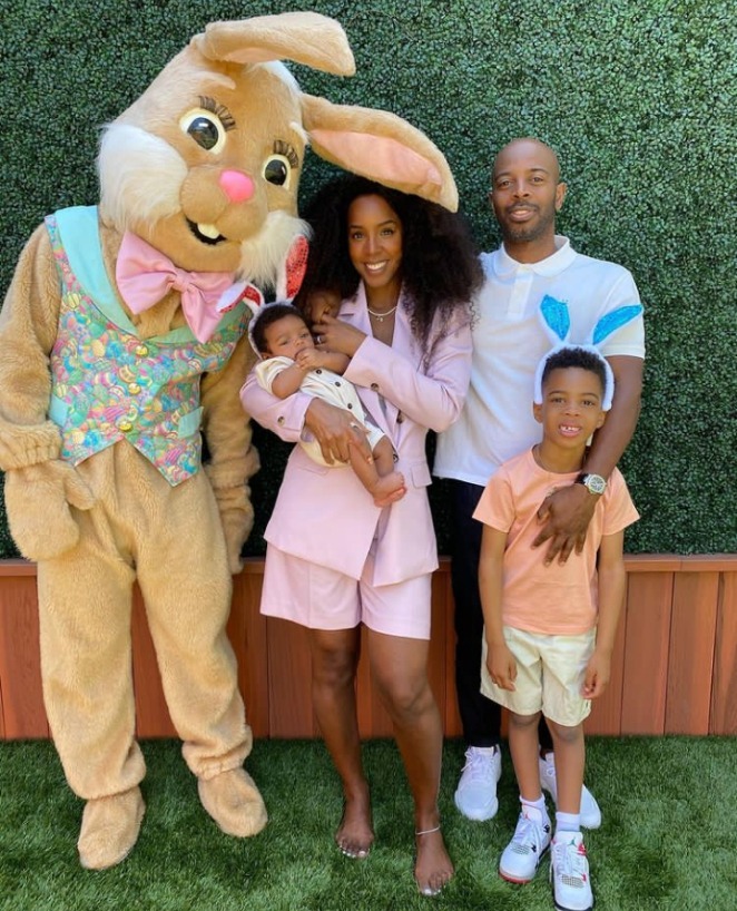 New mom of two Kelly Rowland and family