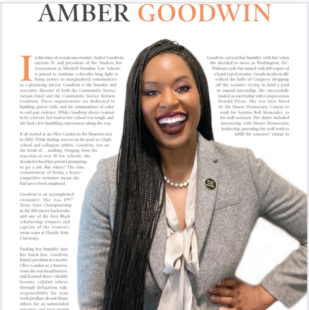  Inspiring! 41 Year Old Amber Goodwin Fulfils Life-long Dream; Bags Law Degree After Being Rejected 20 Years Earlier
