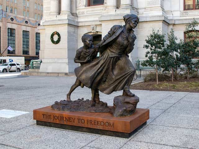 #BlackExcellence Harriet Tubman Statue Unveiled in Philadelphia 